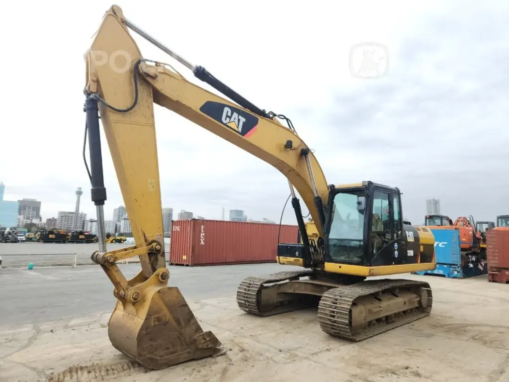 CAT 320D 8154 (1)_10_11zon.webp