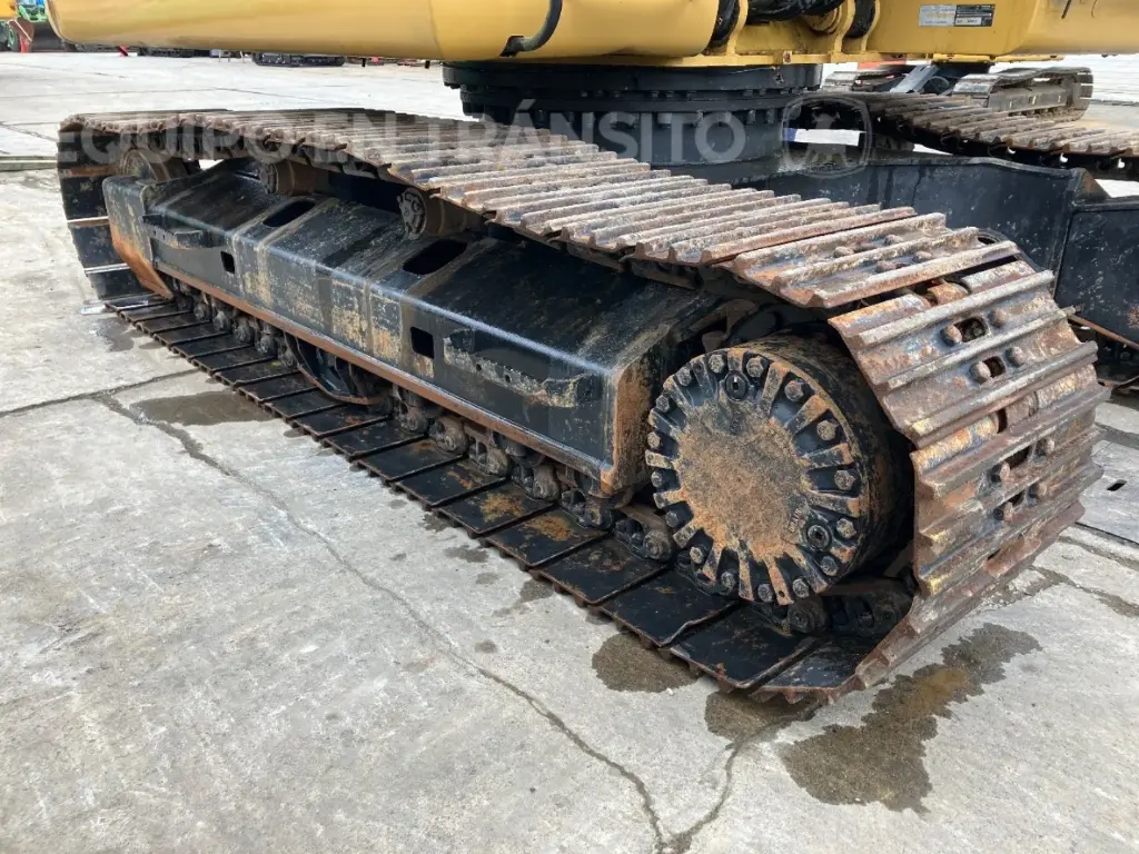 CAT 320D 8031 (6)_11_11zon.webp