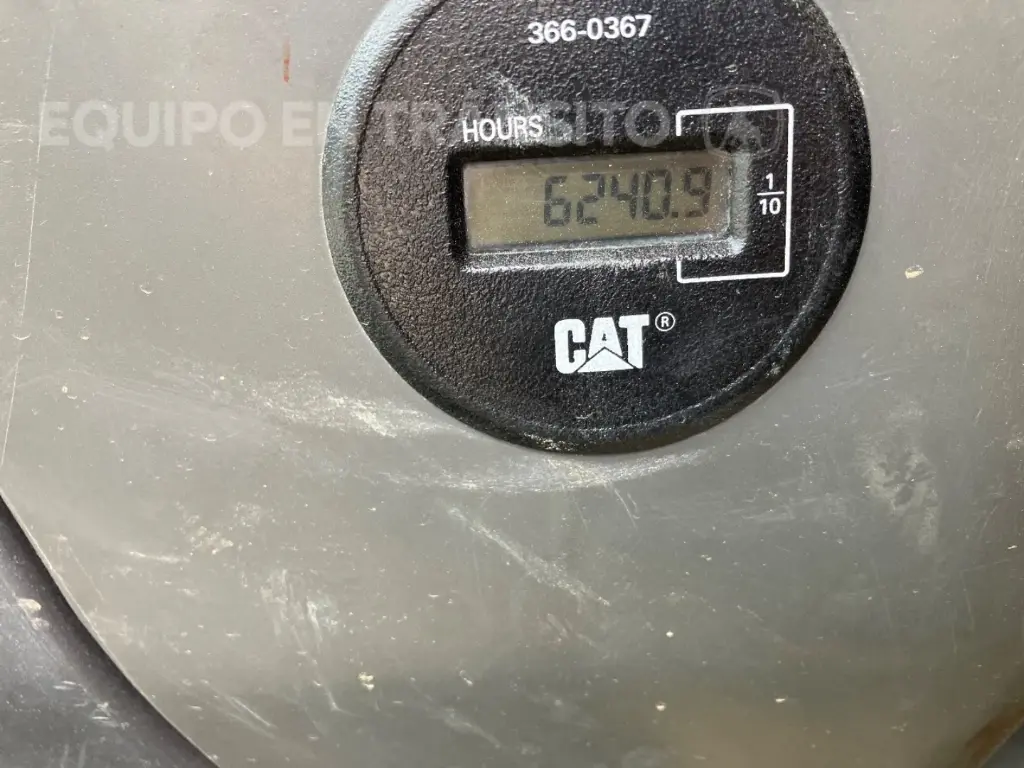 CAT 320D 8031 (10)_4_11zon.webp