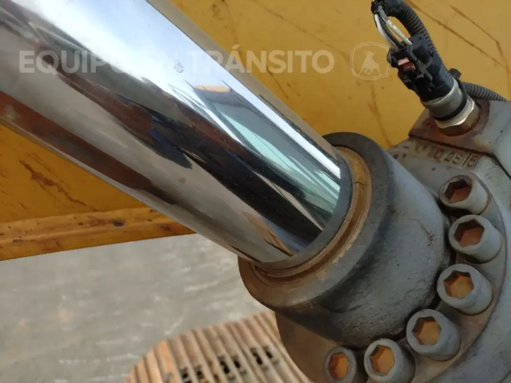 CAT 320D 5391 (7)_17_11zon.webp