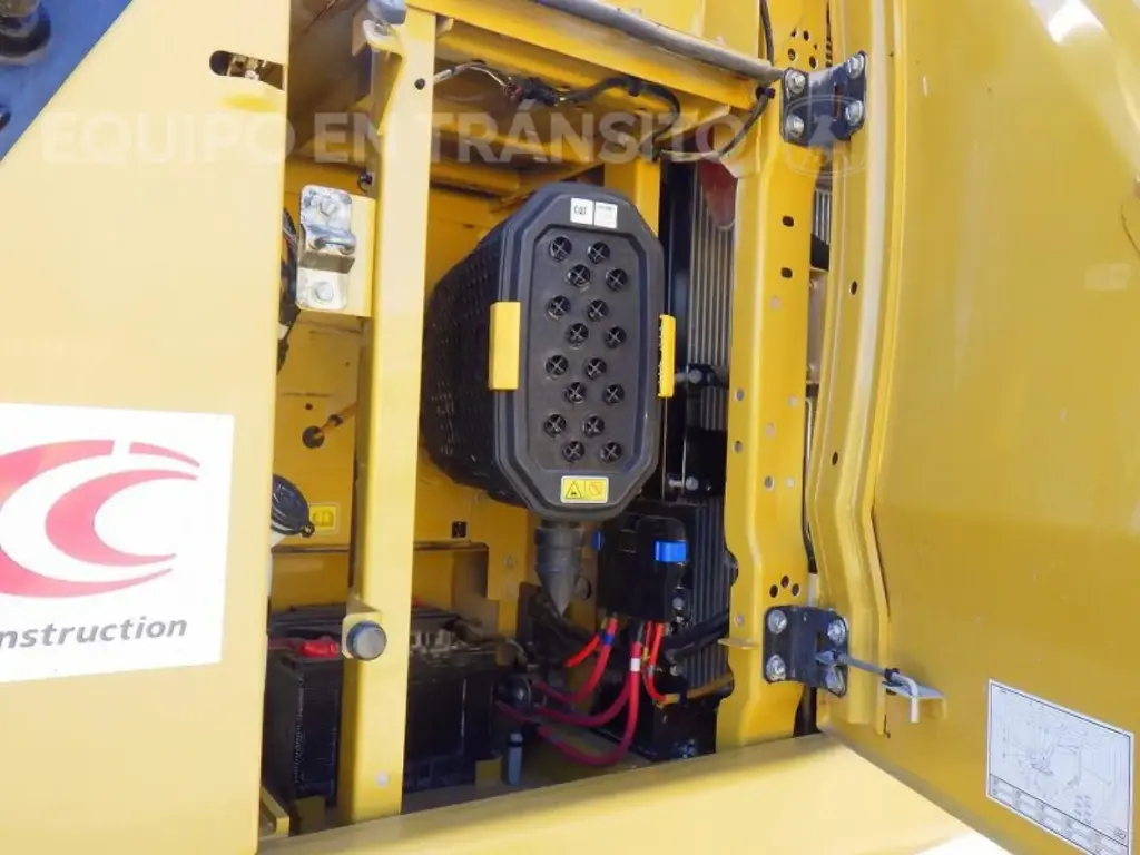 CAT 320 2617 (16)_15_11zon.webp