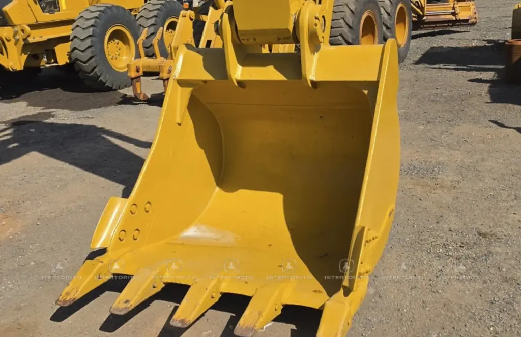 CAT 320GC 0872 (6)_13_11zon.webp