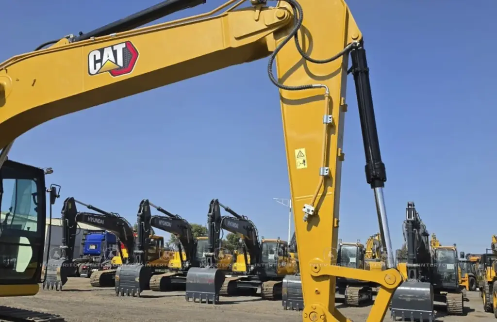 CAT 320GC 0872 (13)_6_11zon.webp