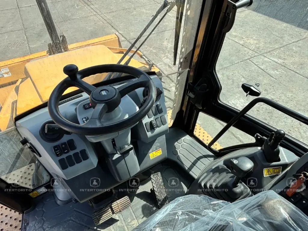 CAT 420F2 IT 5898 (19)_14_11zon.webp