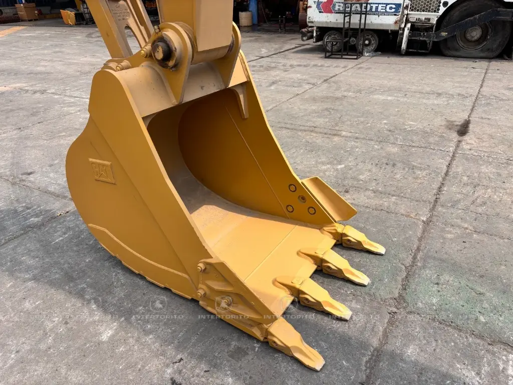 CAT 320GC 0180 (11)_5_11zon.webp