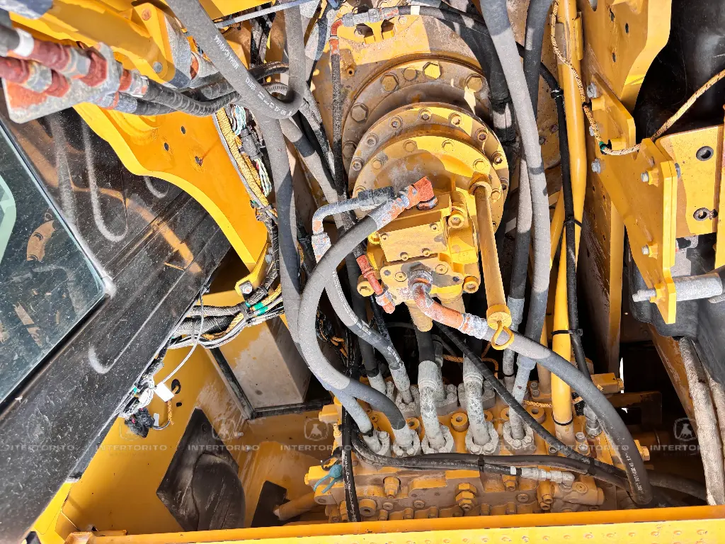 CAT 320 2617 (16).webp