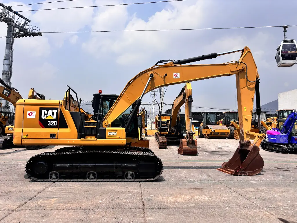 CAT 320 2617 (2).webp