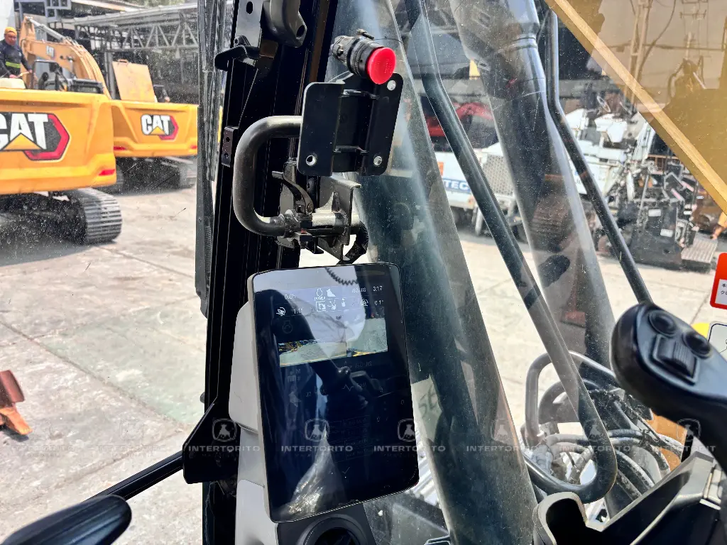 CAT 320 2617 (18).webp