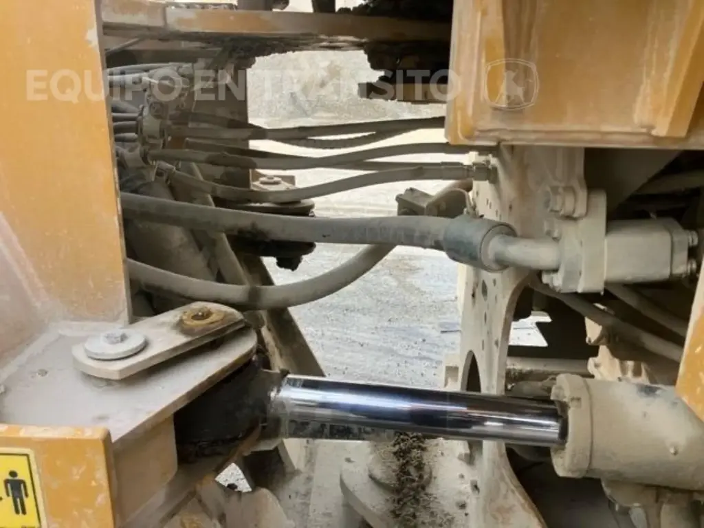 CAT 962MZ 0141 (11)_7_11zon.webp