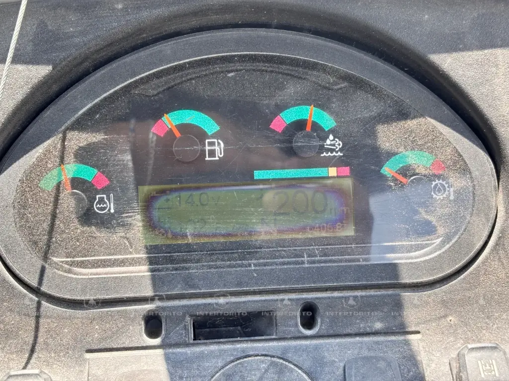 CAT 420F2 1149 (16)_12_11zon.webp