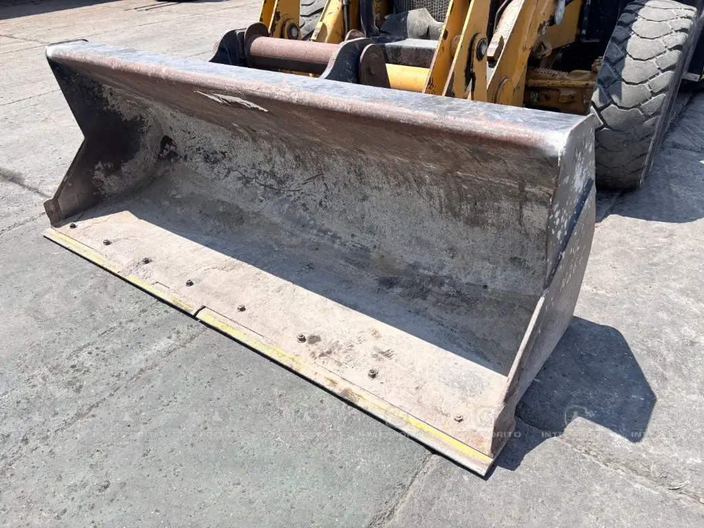 CAT 420F2 1149 (12)_8_11zon.webp