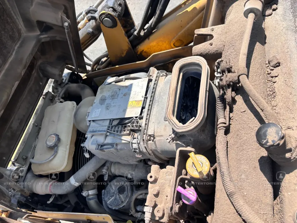 CAT 420F2 1149 (15)_11_11zon.webp