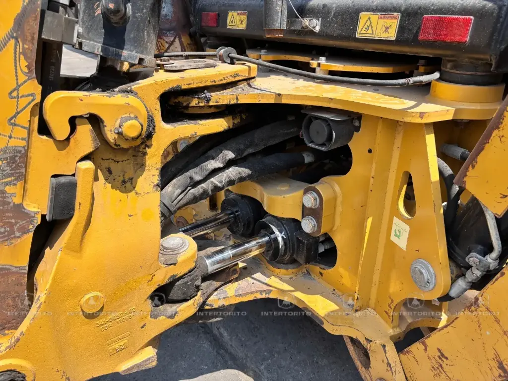 CAT 420F2 1149 (7)_3_11zon.webp