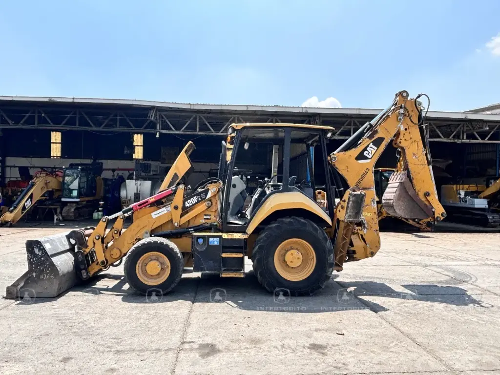 CAT 420F2 1149 (10)_6_11zon.webp