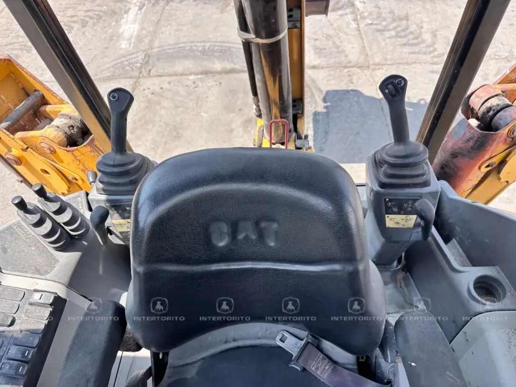 CAT 420F2 1149 (18)_14_11zon.webp