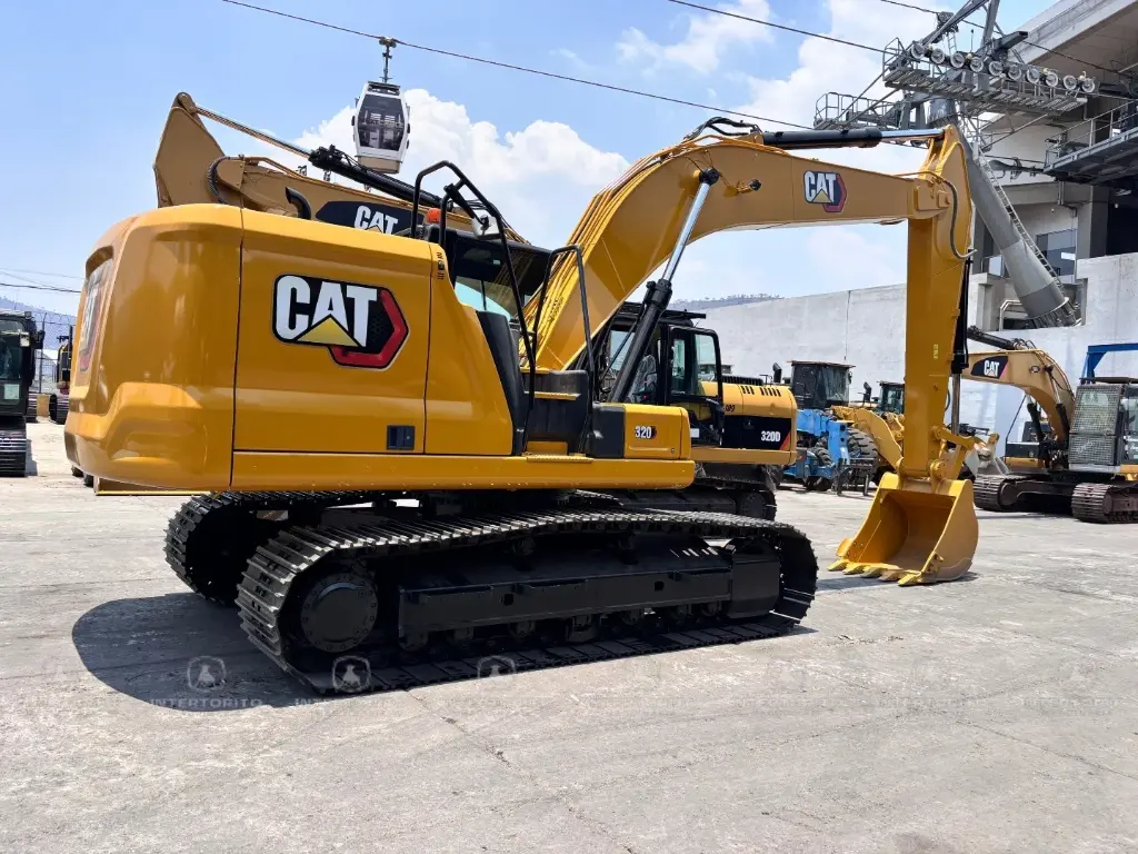CAT 320 2617 (4)_16_11zon.webp