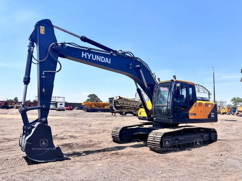 HYUNDAI R215 (6)_16_11zon.webp
