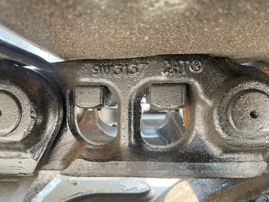 CAT 320 0415 (10).webp