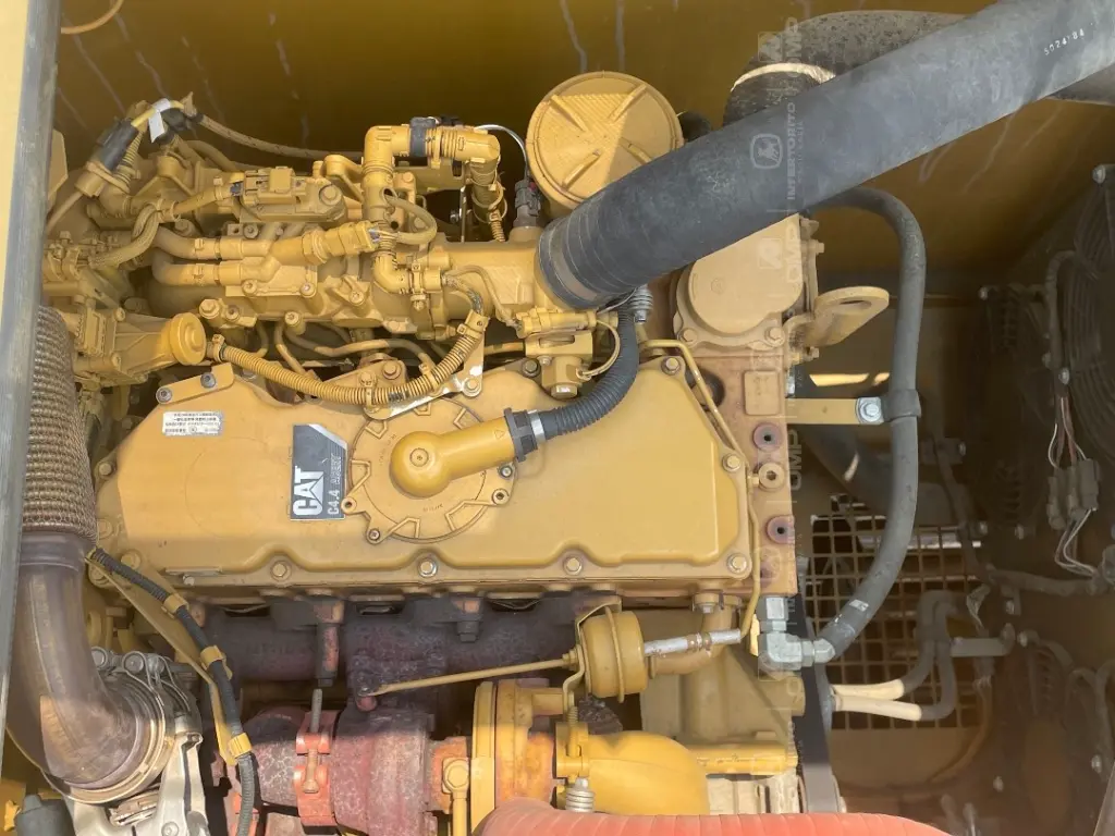 CAT 320 0415 (15).webp