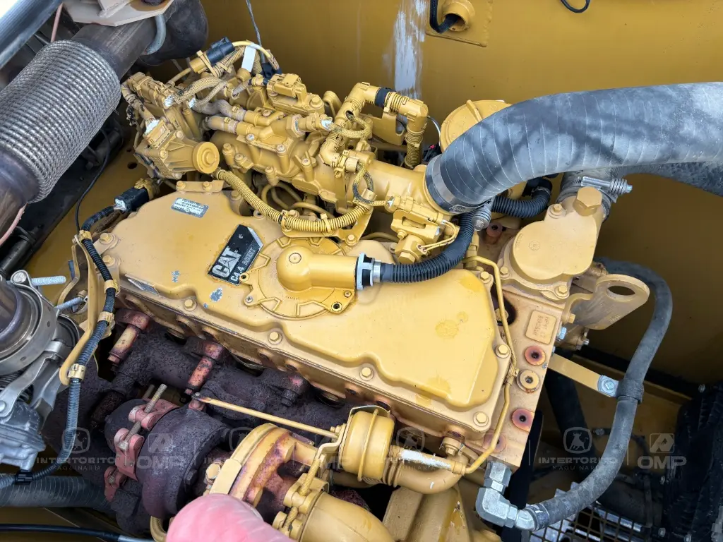 CAT 320 0712 (6).webp