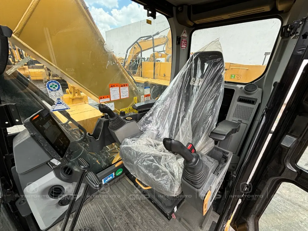 CAT 320 0454 (20).webp