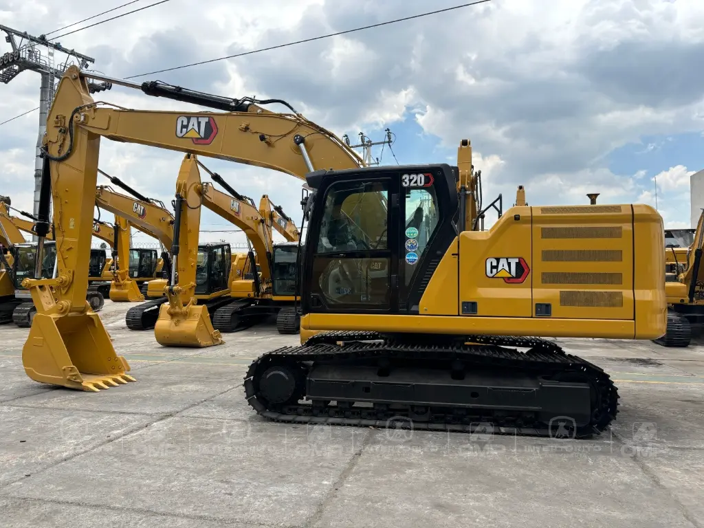 CAT 320 0454 (22).webp