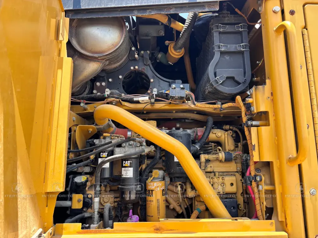 CAT 120M2 0100 (12)_8_11zon.webp