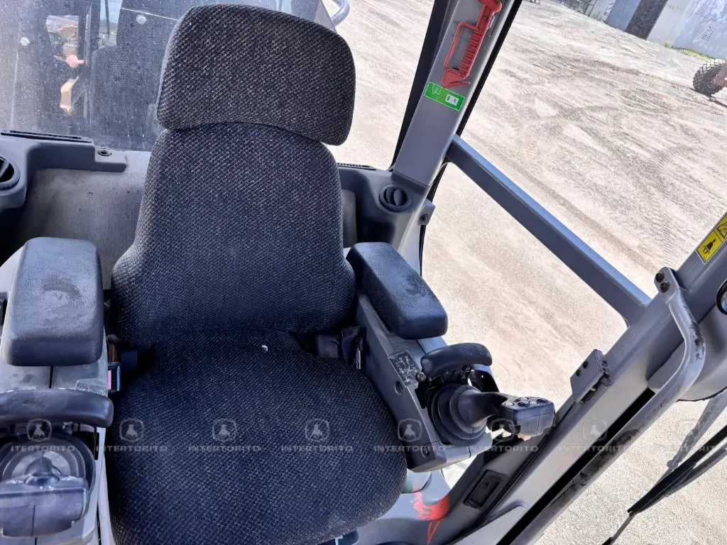 CAT 120M2 0100 (13)_9_11zon.webp