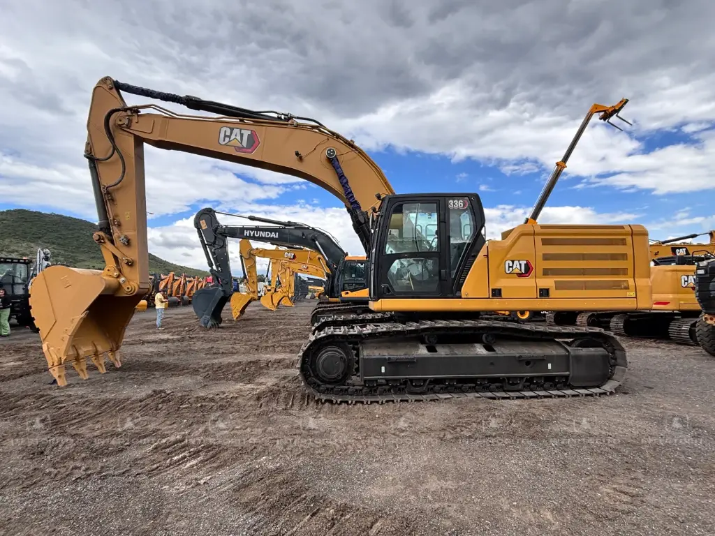 CAT 336 0812 (6)_17_11zon.webp
