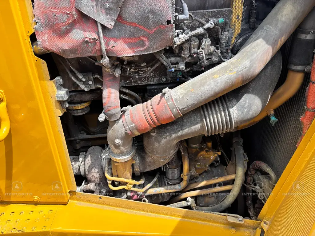 CAT D8T 1465 (19)_1_11zon.webp