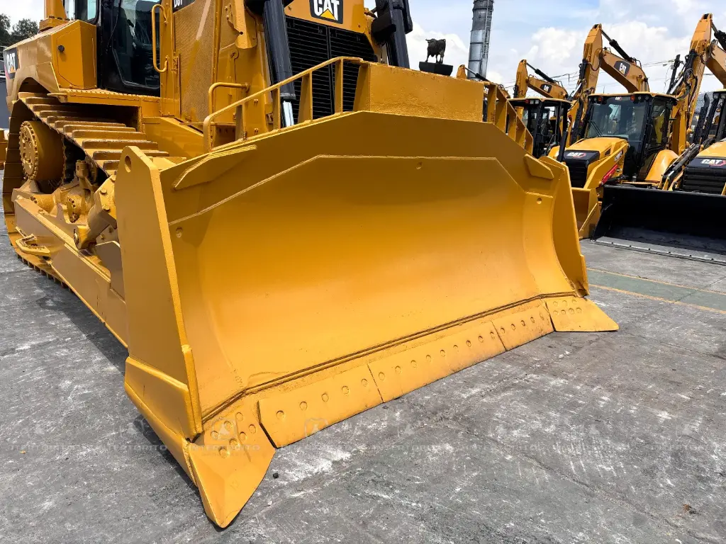 CAT D8T 1465 (9)_17_11zon.webp