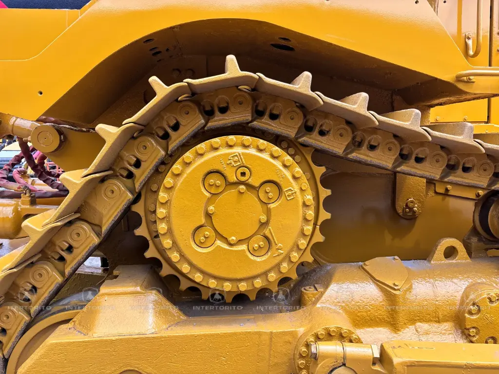 CAT D8T 1465 (12)_20_11zon.webp
