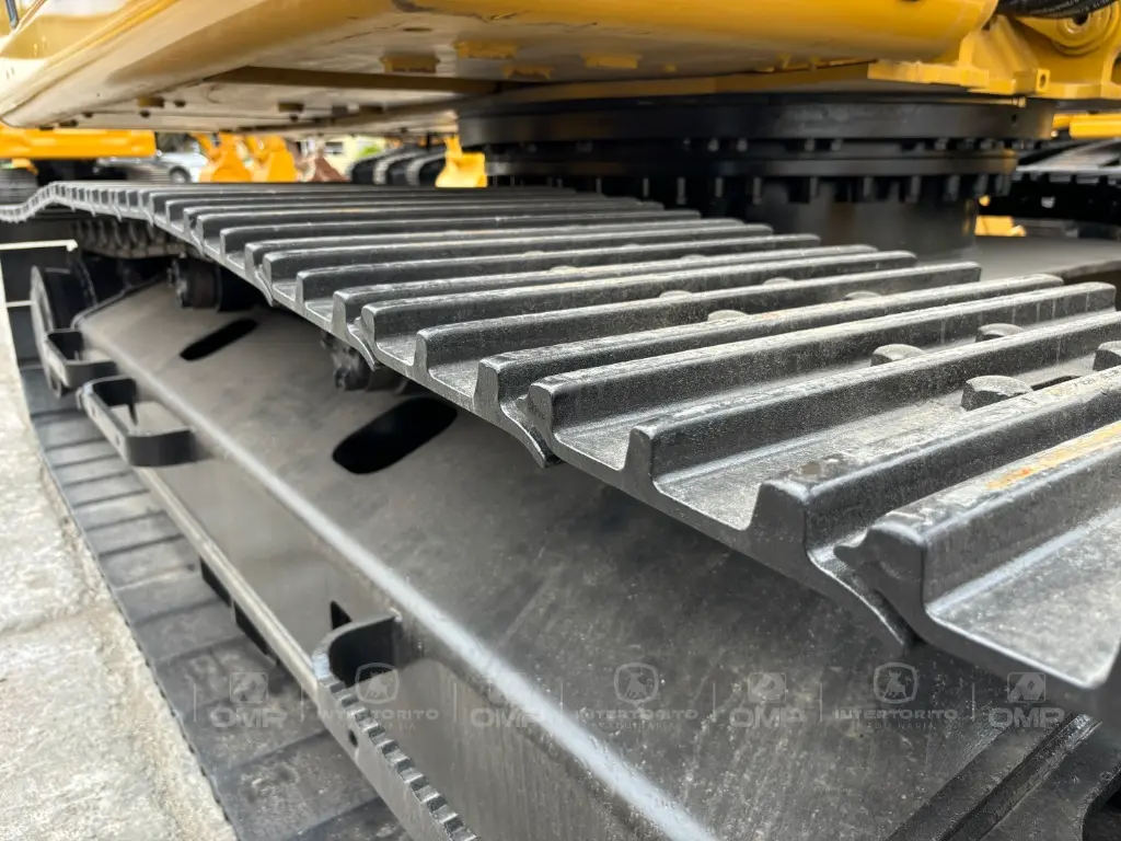 CAT 320 0454 (8).webp