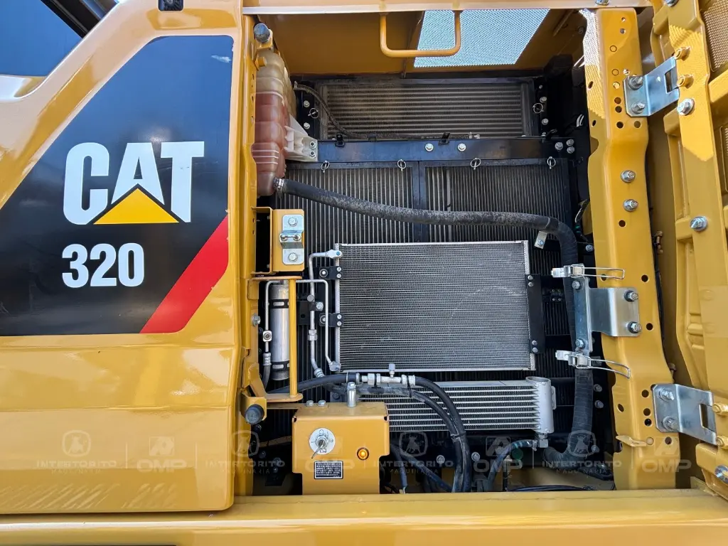 CAT 320 2446 (6).webp