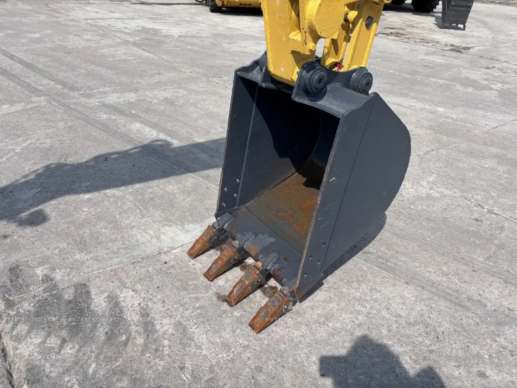 KOMATSU PC58UU (8)_2_11zon.webp