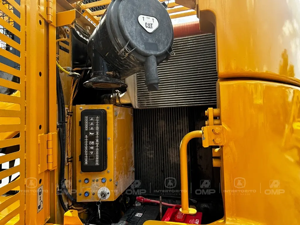 CAT 321DL 0290 (7).webp