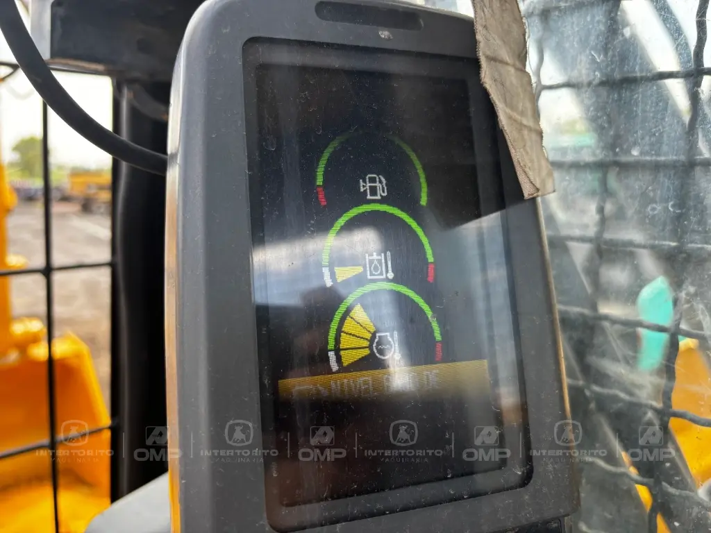 CAT 321DL 0290 (19).webp