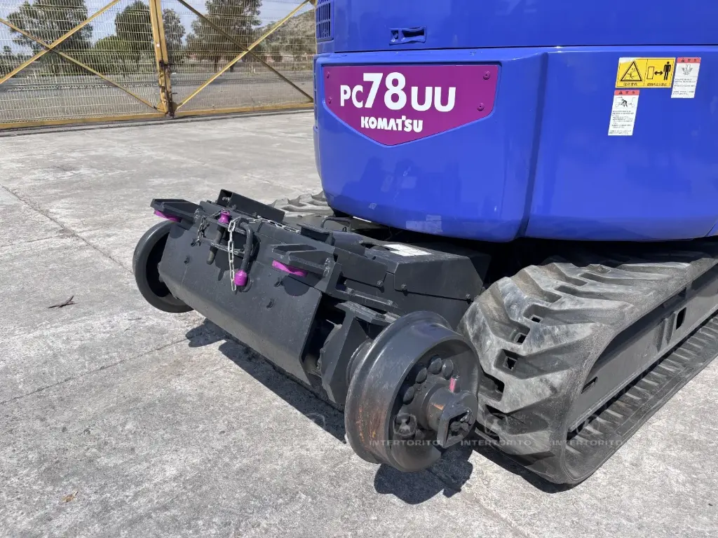 KOMATSU PC78UUT (12)_9_11zon.webp
