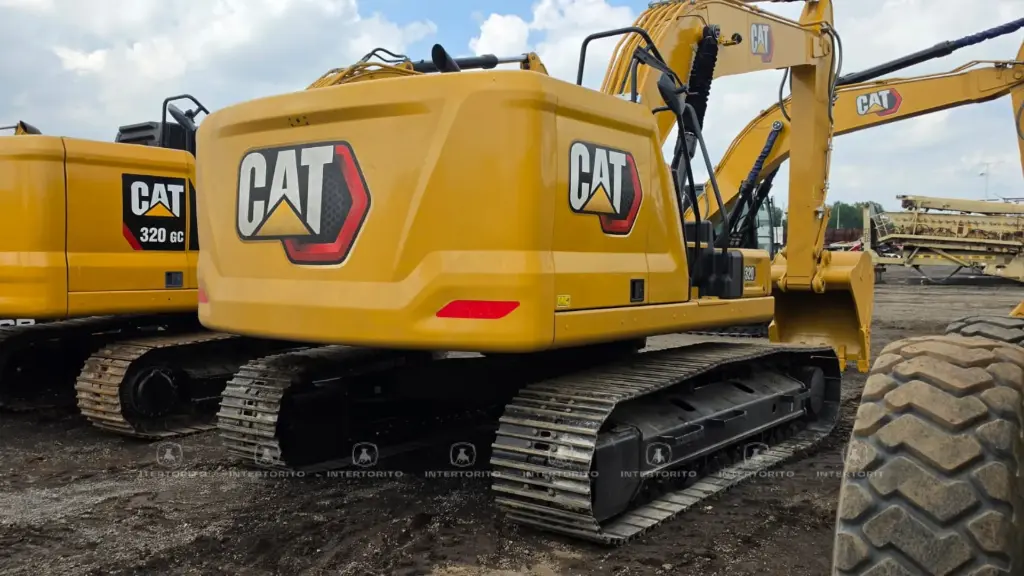 CAT 320 0664 (7)_2_11zon.webp