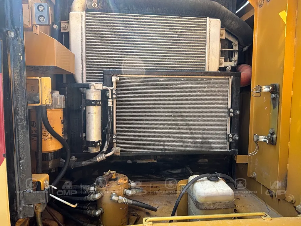 CAT 320D 8905 (5).webp
