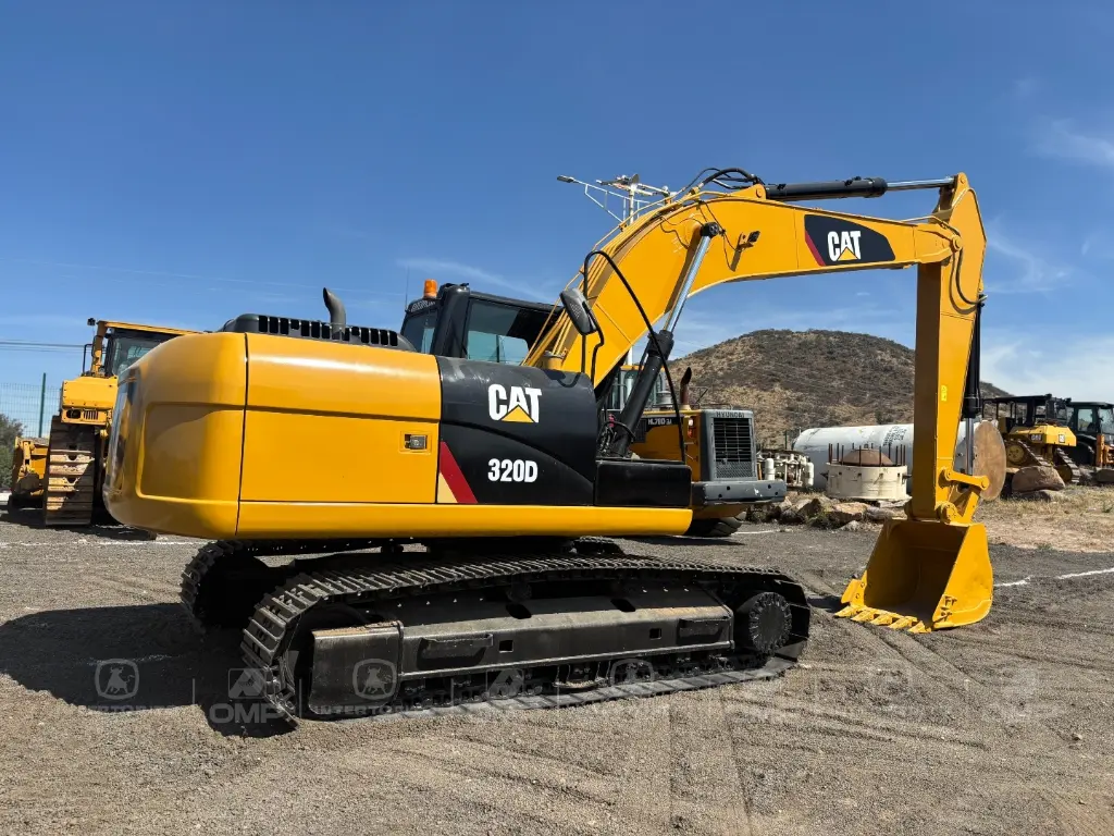 CAT 320D 8905 (3).webp