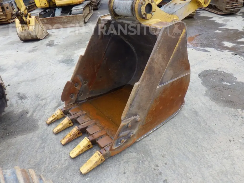 CAT 320E 3782 (8)_7_11zon.webp