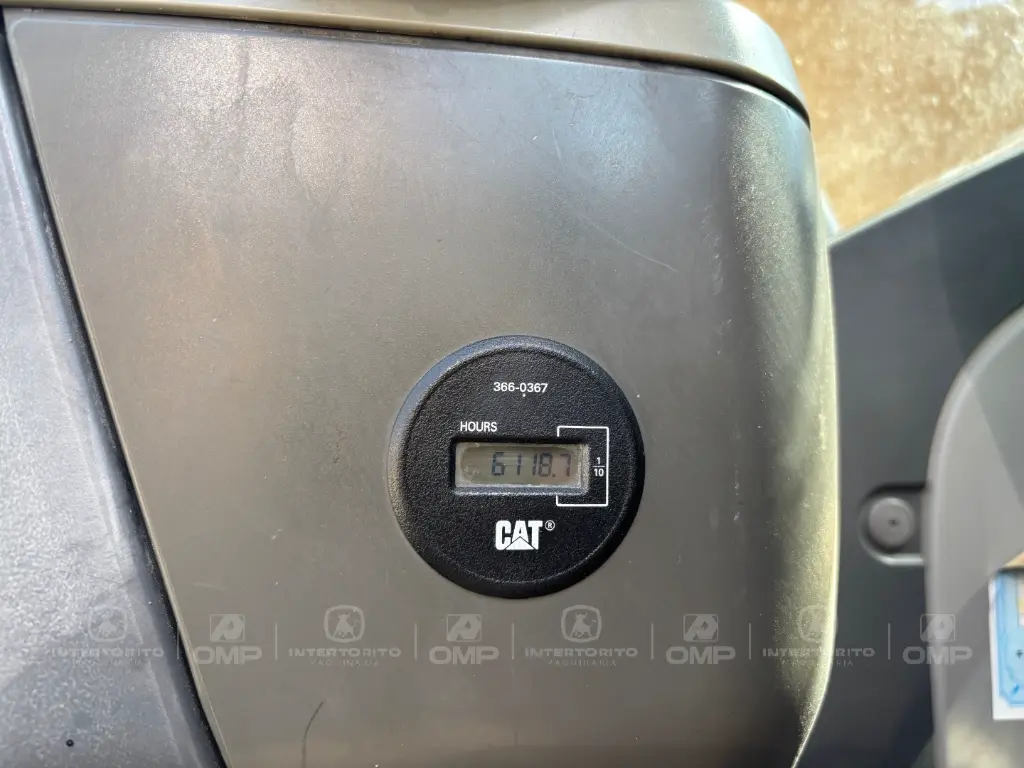 CAT 320D 8905 (18).webp