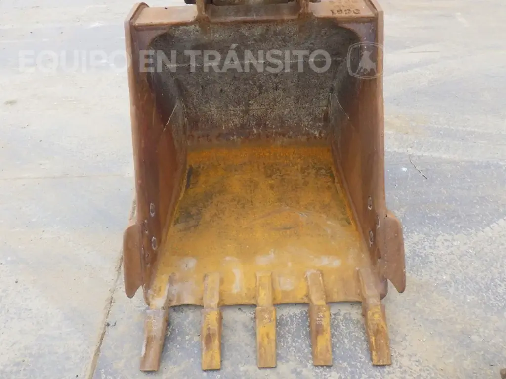 CAT 320E 1926 (10)_14_11zon.webp