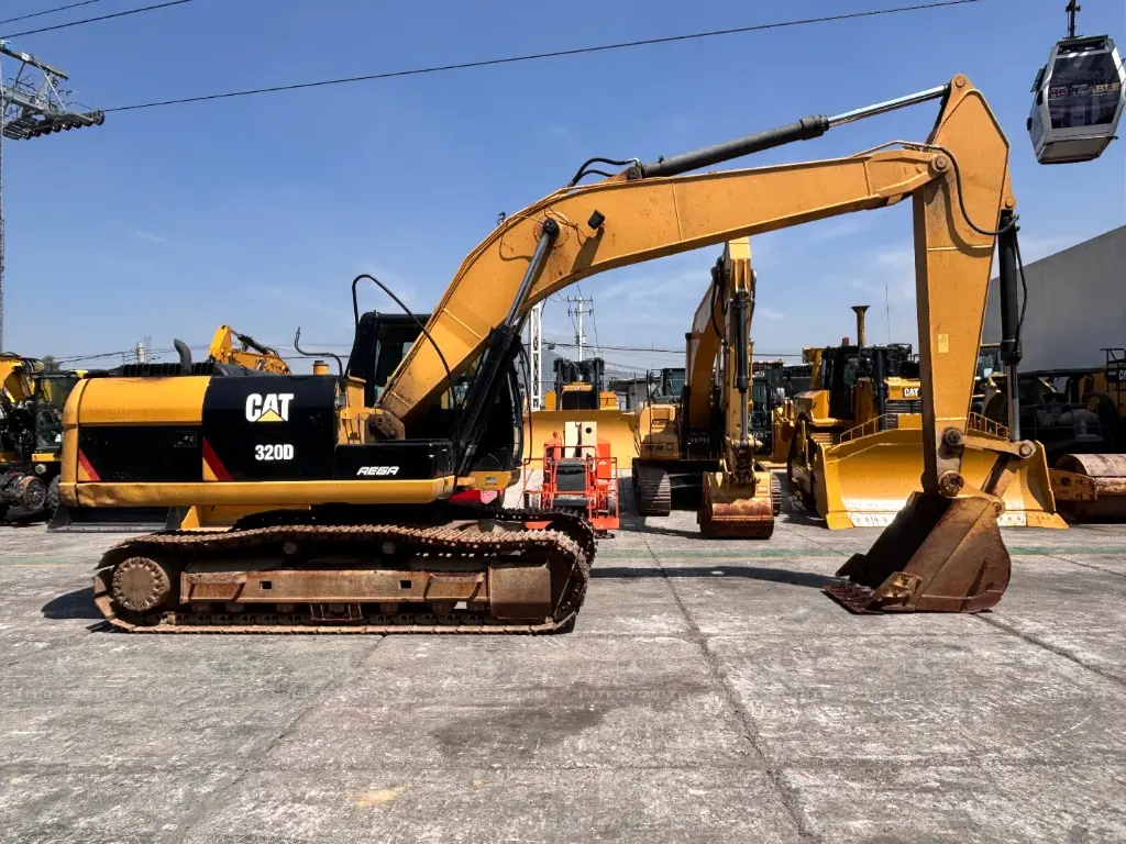 CAT 320D 8154 (2)_19_11zon.webp