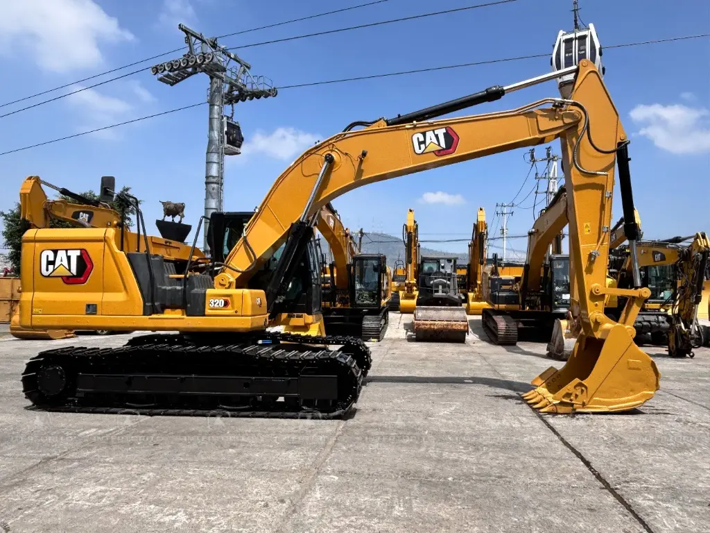 CAT 320 0097 (2)_1_11zon.webp