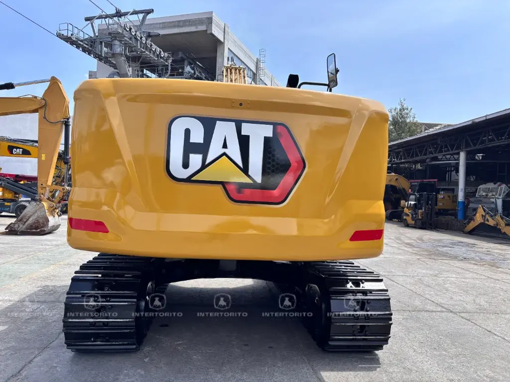 CAT 320 0097 (4)_3_11zon.webp
