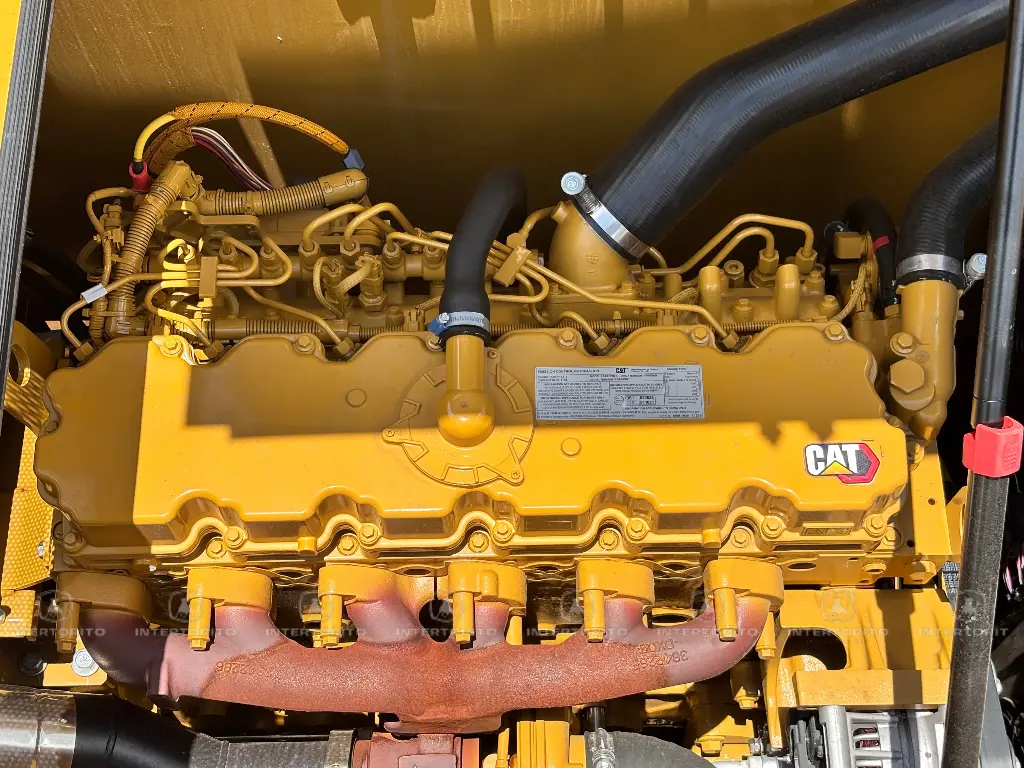 CAT 320 0664 (13)_9_11zon.webp