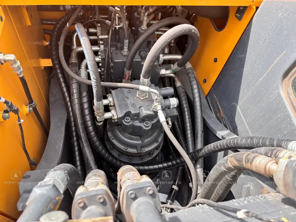 HYUNDAI R230LM 0127 (17)_23_11zon.webp