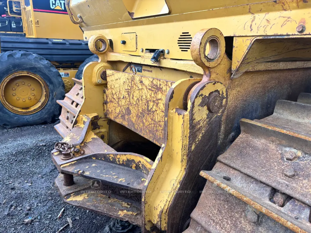 CAT D7E 0142 (8)_6_11zon.webp